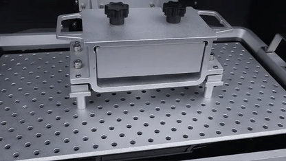 Resina Phrozen Speed Plus nella vasca di una stampante 3D