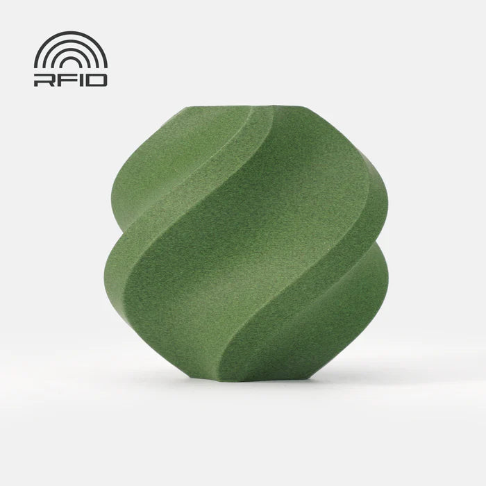 Filamento PLA-CF Bambu Lab: rigidità superiore, finitura opaca e facile stampa. Ideale per prototipi funzionali e design. Compatibile con X1, P1, A1 e AMS.