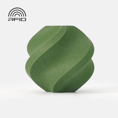 Filamento PLA-CF Bambu Lab: rigidità superiore, finitura opaca e facile stampa. Ideale per prototipi funzionali e design. Compatibile con X1, P1, A1 e AMS.